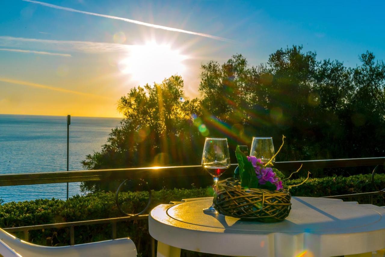 So Ionian Getaways